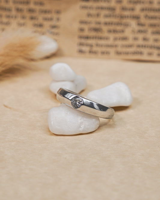 Silver Ethereal Diamond Ring