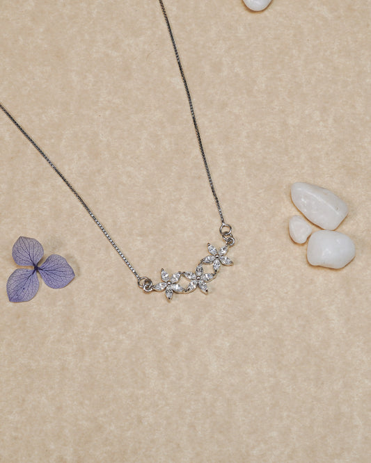 Silver Tres Flower Pendants