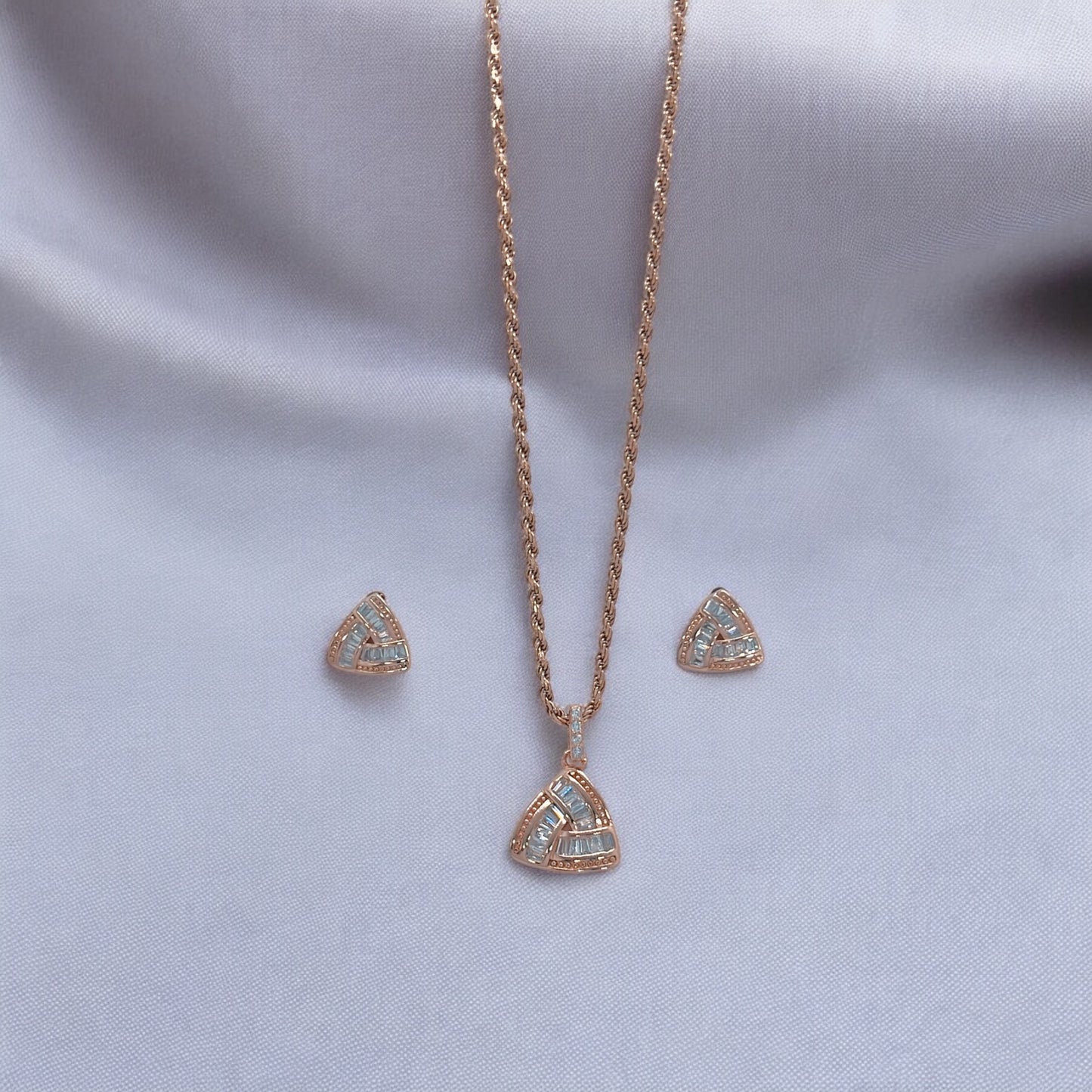 Pure Silver Luxe Pendant Earring Set