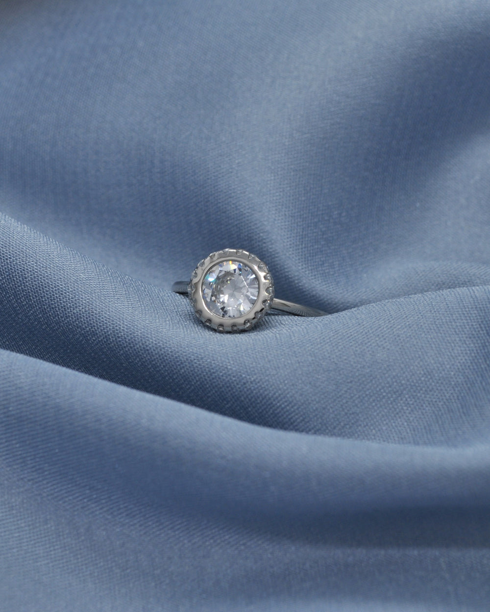Pure Silver Cyclic Gem Ring