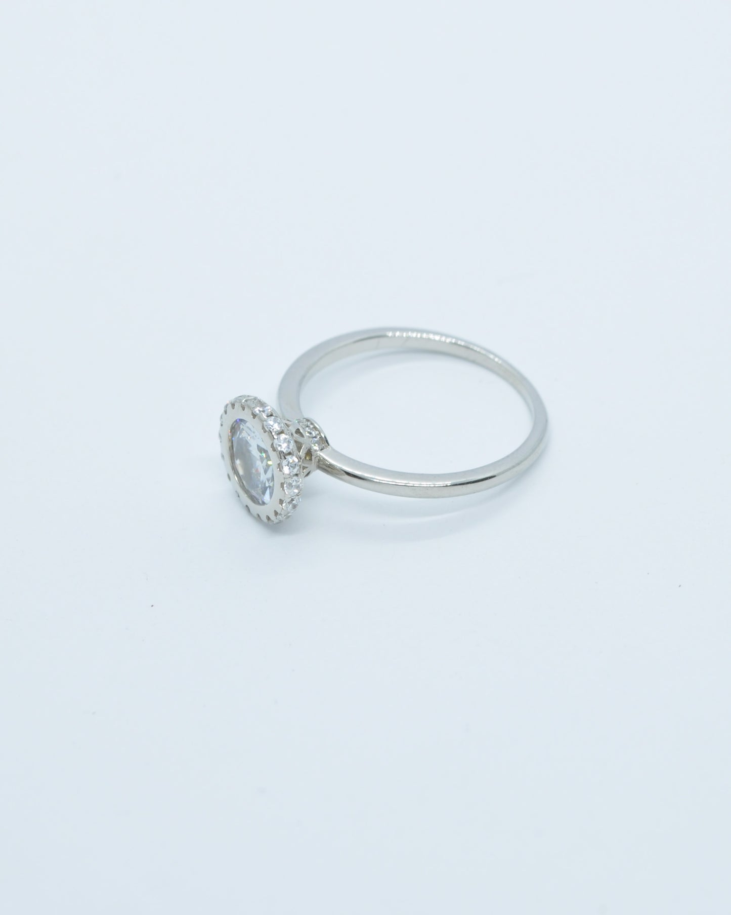 Pure Silver Cyclic Gem Ring