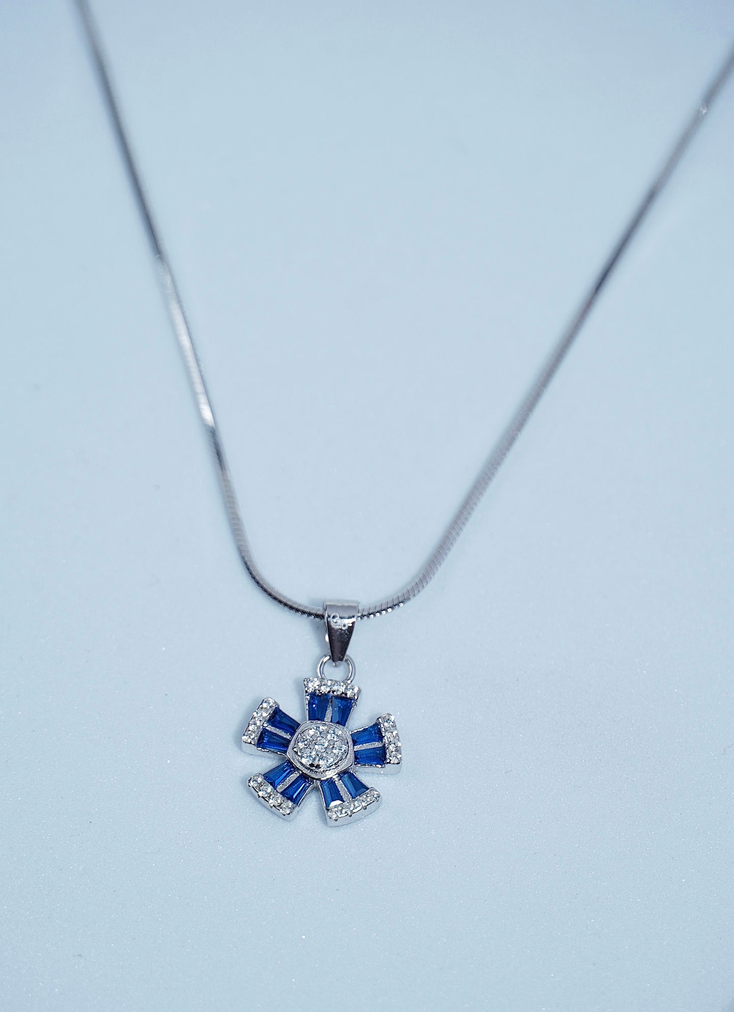 Pure Silver Blue Mill Pendant Earring Set
