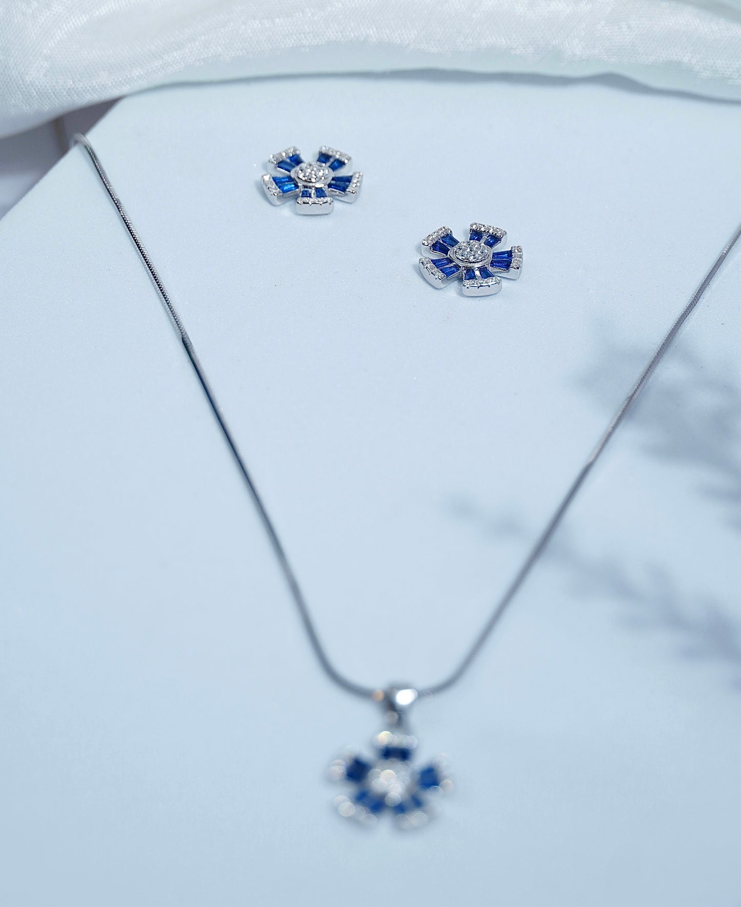 Pure Silver Blue Mill Pendant Earring Set