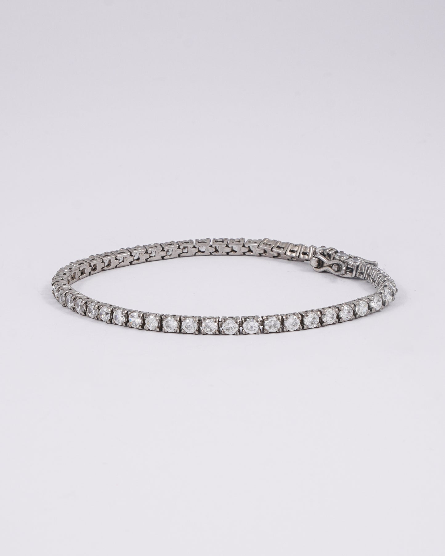 Zircon Diamond Studded Chic Bracelet