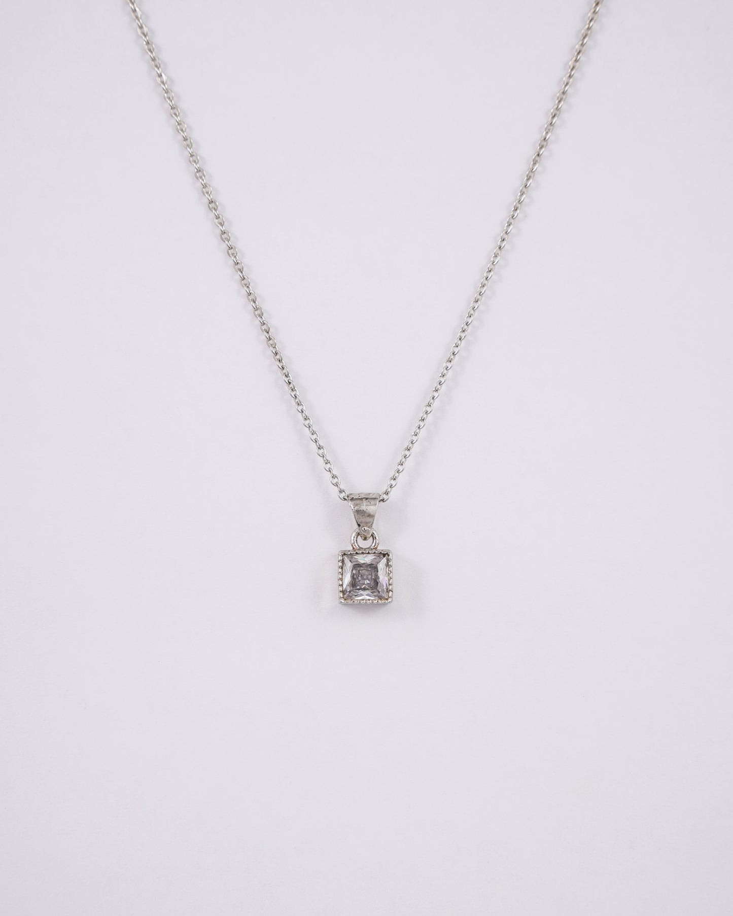 Pristine Square Set
