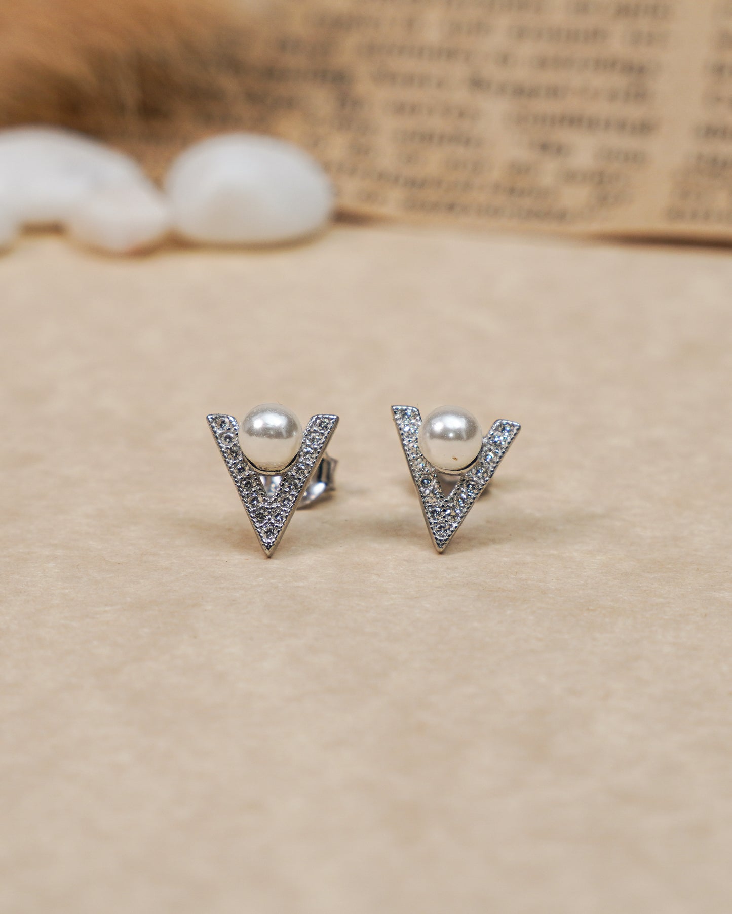 Silver Pearl Halo Earrings