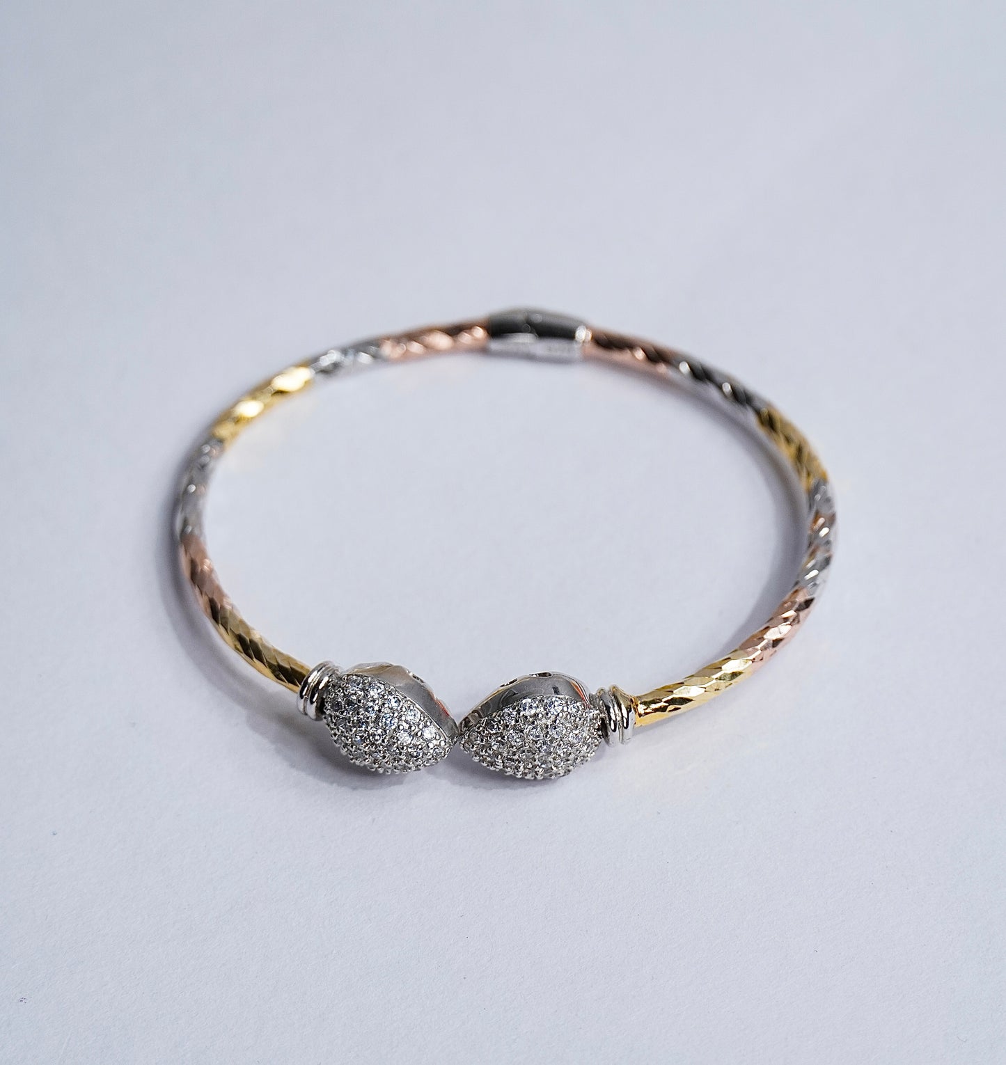 Enchant & Twirl Oval Charm Bracelet
