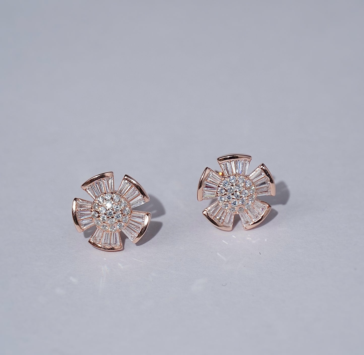 925 Rose Gold Shimmering Earrings
