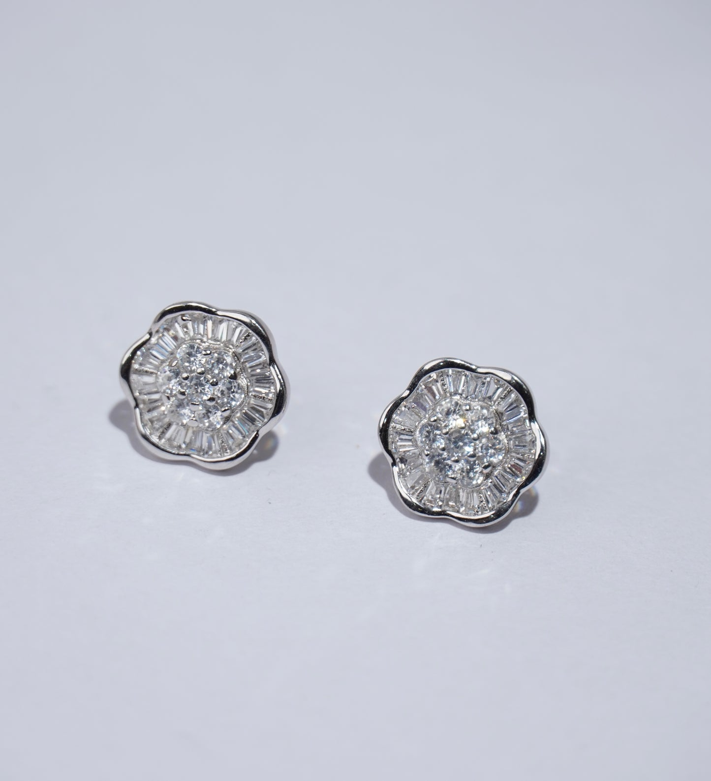 925 Silver Floral Wave Earring