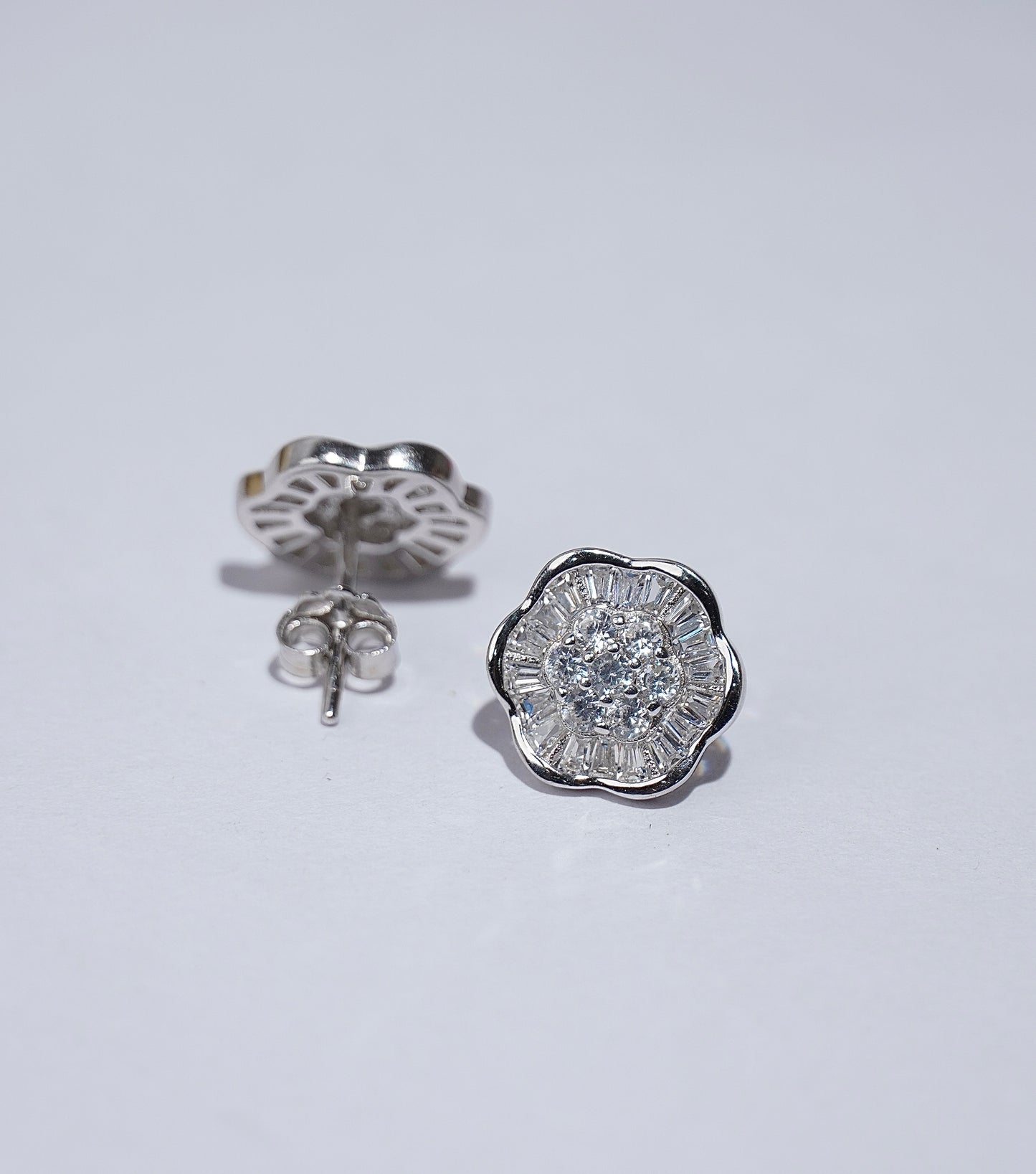 925 Silver Floral Wave Earring