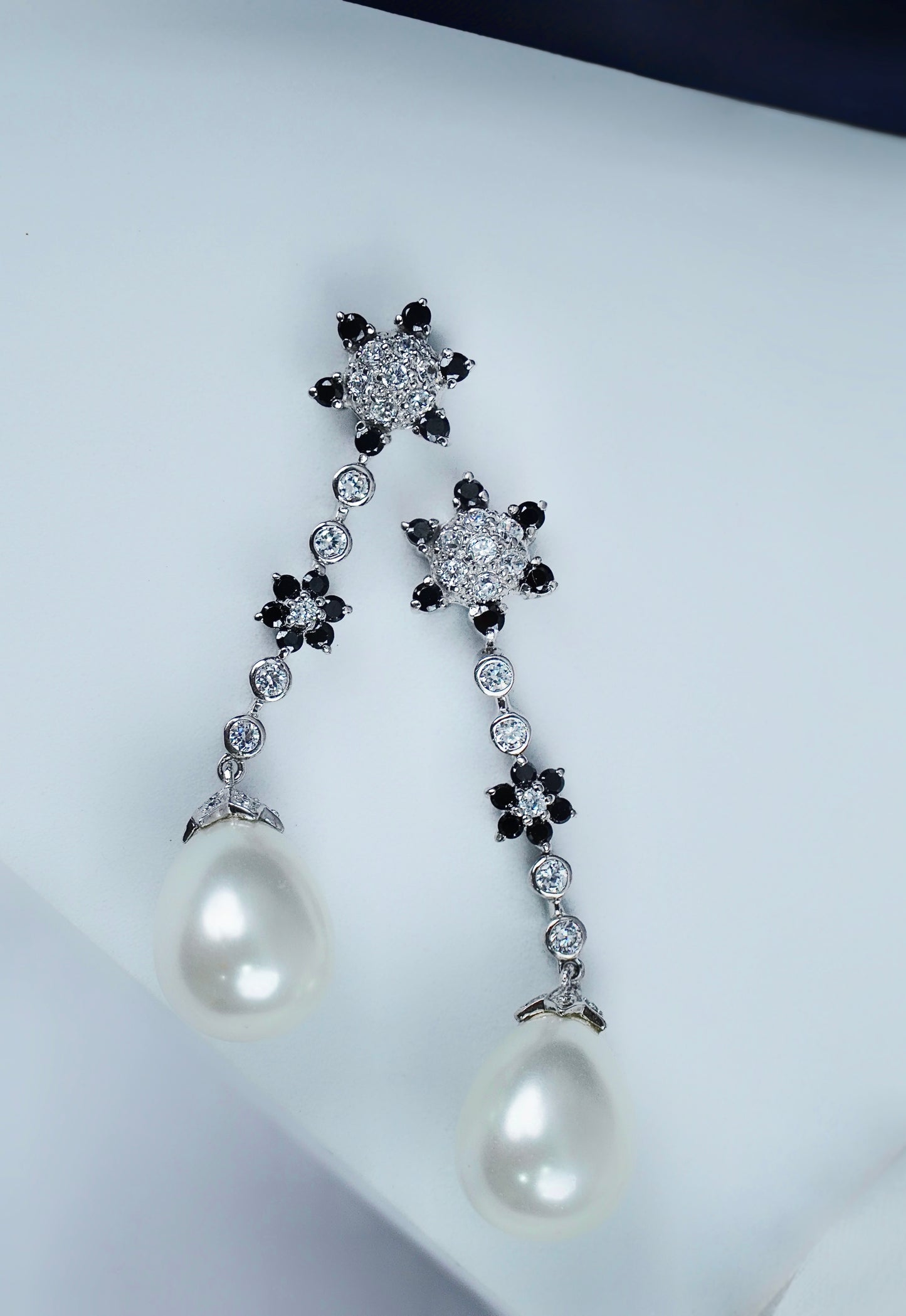 925 Silver Dangling Pearl Earring